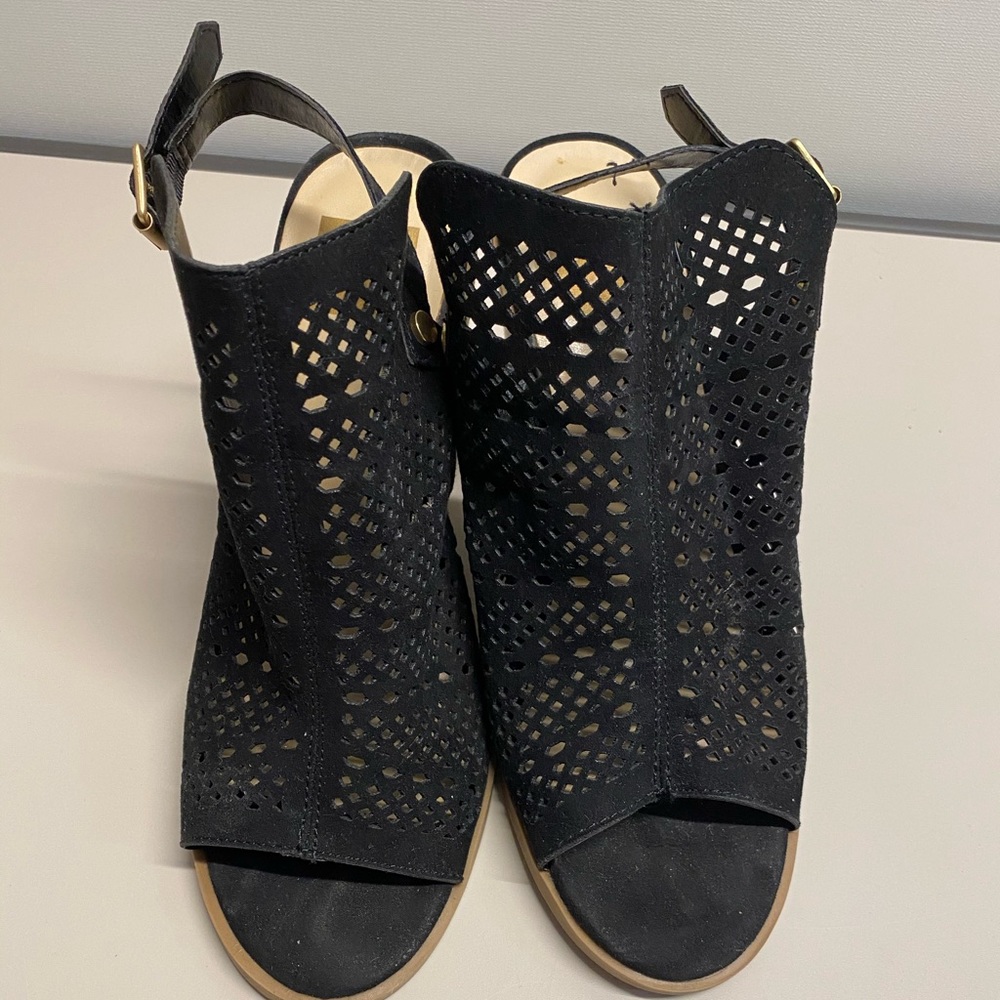Women’s sandals